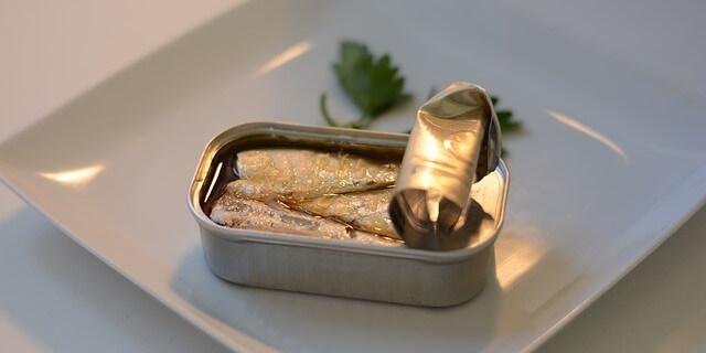 Sardinas en lata, un suplemento alimenticio.